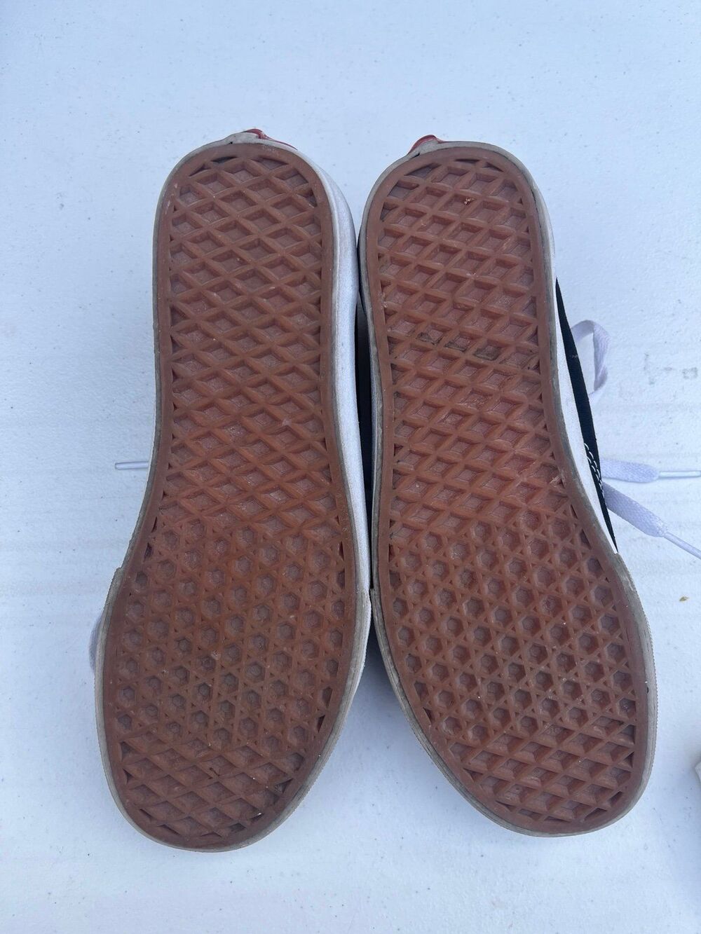 Shoes - Picture 4 of 5